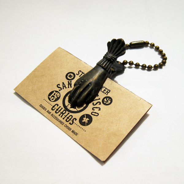 14-ACC002-HAND-CLIP-KEY-HOLDER-1.jpg