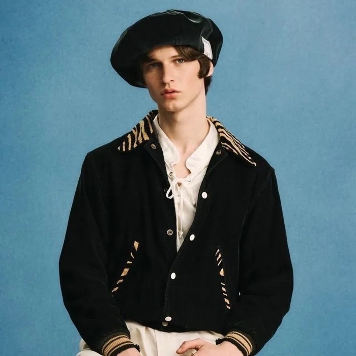 ONLINE STORE190075163_o5.jpg.jpg