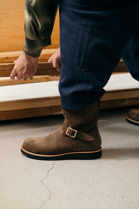 ONLINE STORE250111_SURE_BOOT32348.jpg