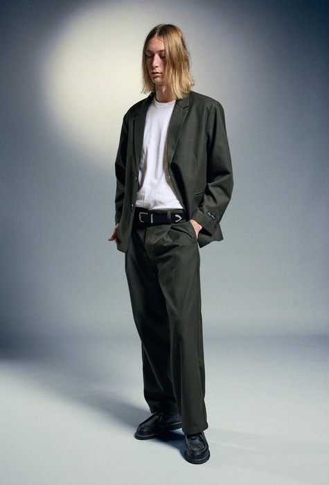 ONLINE STORELOOK_22_485088f1-109c-4254-b2a9-4dad181c5679.webp.jpg